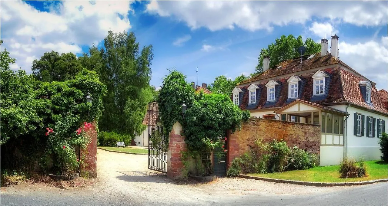 Jagdschloss Moenchbruch Mörfelden-Walldorf 3*,